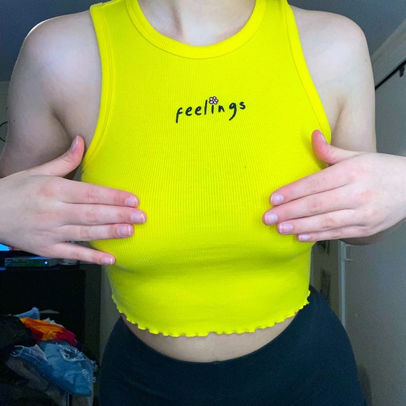 YELLOW TANK CROP - Picture 1 of 3